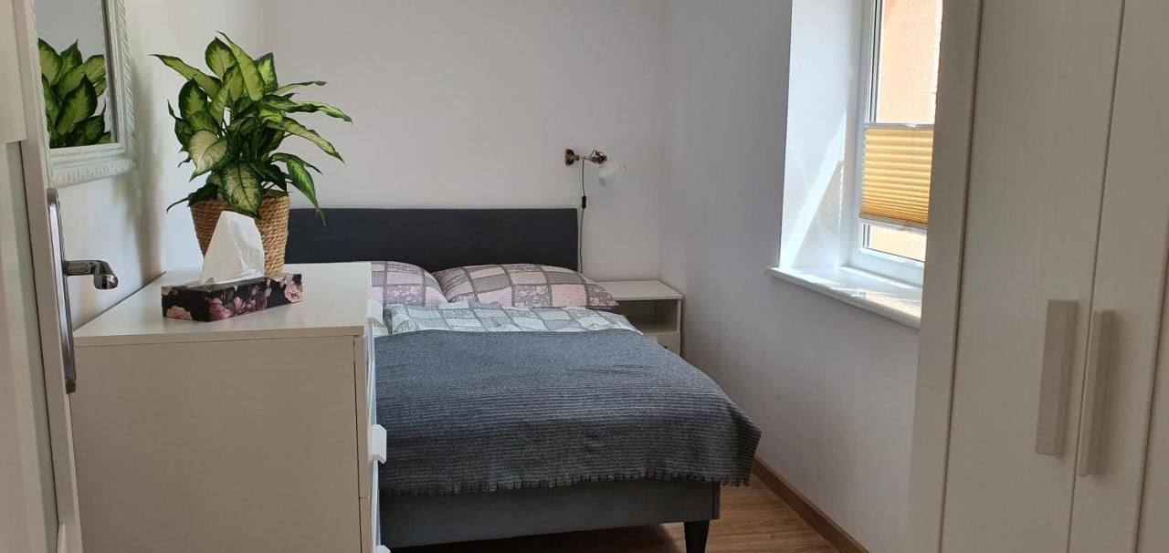 Apartamenty I Pokoje Goscinne Zosia Darlowko Ngoại thất bức ảnh