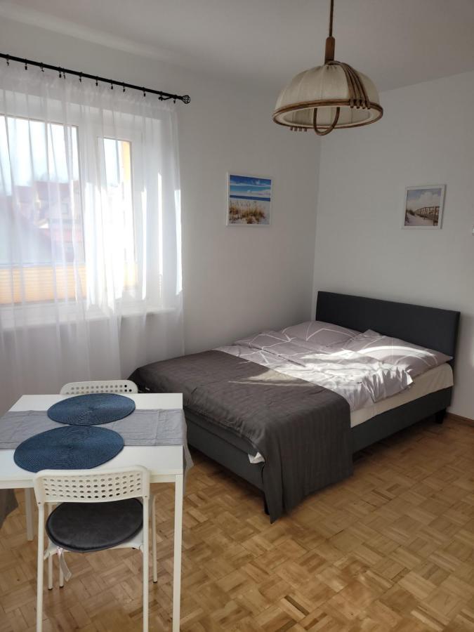 Apartamenty I Pokoje Goscinne Zosia Darlowko Ngoại thất bức ảnh