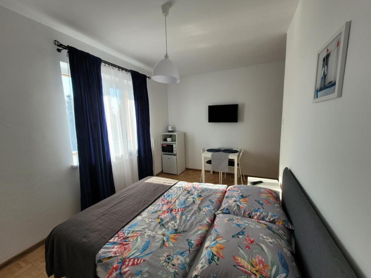 Apartamenty I Pokoje Goscinne Zosia Darlowko Ngoại thất bức ảnh